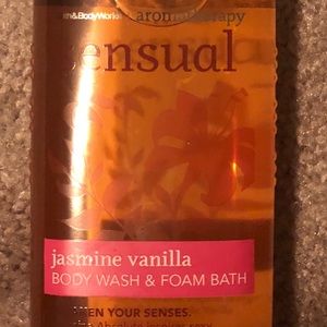 Bath & body works aromatherapy body wash